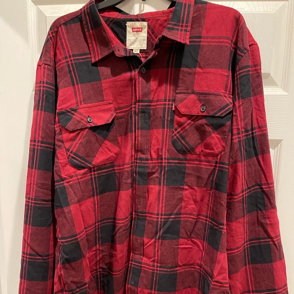 Levi’s Long Sleeve